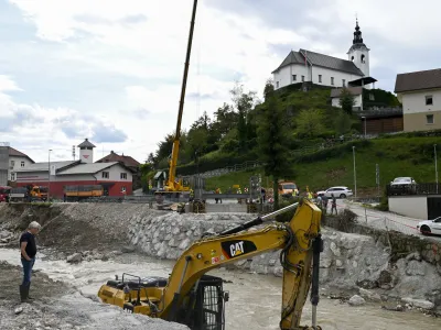 Poplave- 31.08.2023 – Gradnja novega mostu na cesti Kamnik–Stahovica.//FOTO: Nik Erik Neubauer