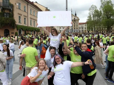 Rezultati jesenskega roka splošne in poklicne mature so potrdili, da so se kandidati na obeh maturah v celoti odrezali slabše kot lani. Večina si je tako kot vsako leto oddahnila.