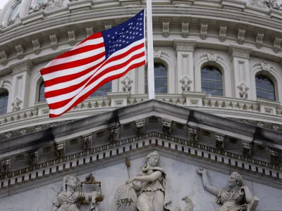 The American flag at the U.S. Capitol flies at half staff in honor of U.S. Senator Dianne Feinstein, who died overnight at her Washington home at the age of 90, on Capitol Hill in Washington, U.S., September 29, 2023.  REUTERS/Jonathan Ernst