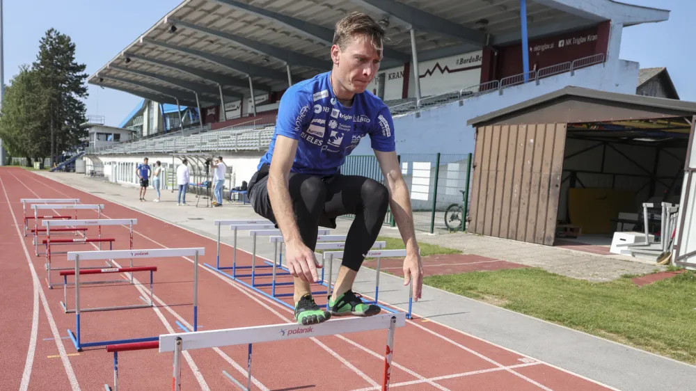 Anže Lanišek- 29.05.2023 - moška reprezentanca v smučarskih skokih - kondicijski trening na stadionu v Kranju – smučarski skakalci - //FOTO: Jaka Gasar