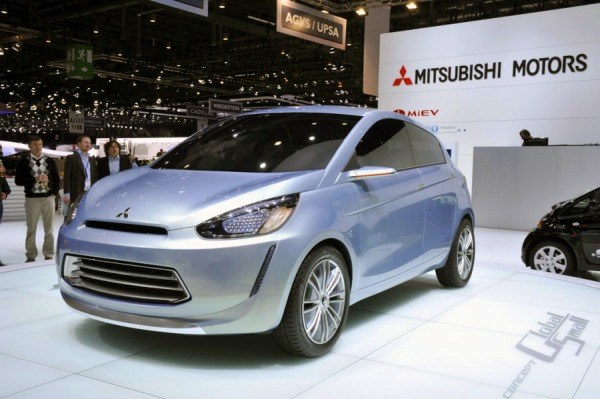 Mitsubishi Concept Global Small