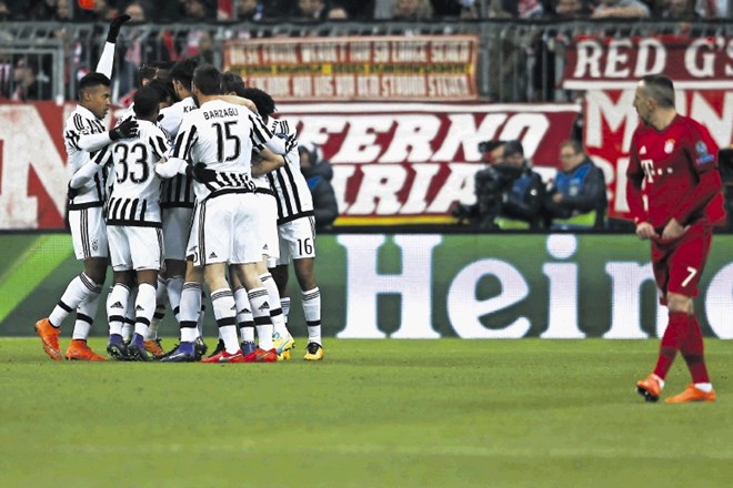Juventus je v Münchnu premagal Bayern in se uvrstil v četrtfinale.