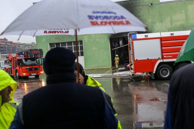 Požar v stavbi Ljubljanskega potniškega prometa: Ogenj so pogasili v pol ure...