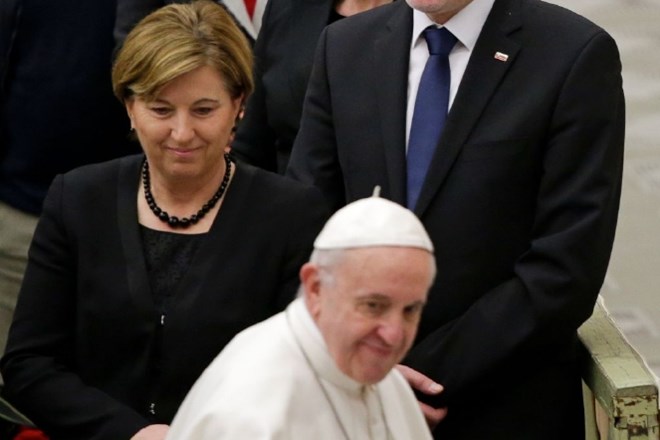 Predsednika državnega zbora na obisku v Vatikanu spremlja tudi Ljudmila Noval iz NSi.