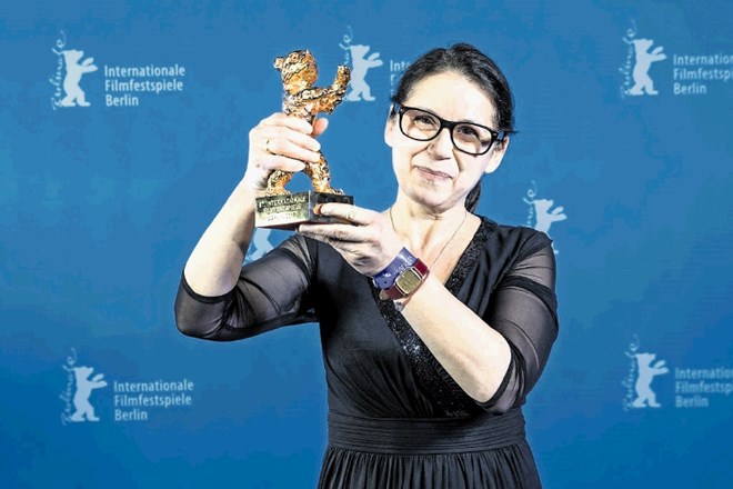 Režiserka Ildikó Enyedi je postala šele peta ženska v zgodovini festivala Berlinale, ki je dobila zlatega medveda; dobila ga...