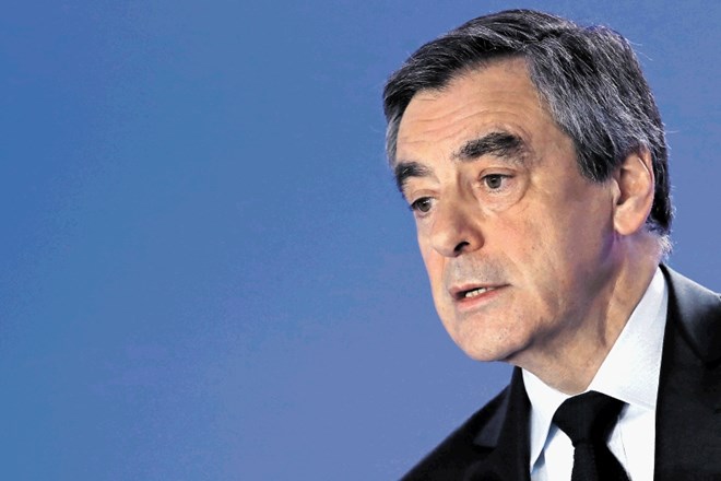 François Fillon (63 let) stranka: kandidat desnosredinskih republikancev program: zmanjšanje priseljevanja, nižji davki za...