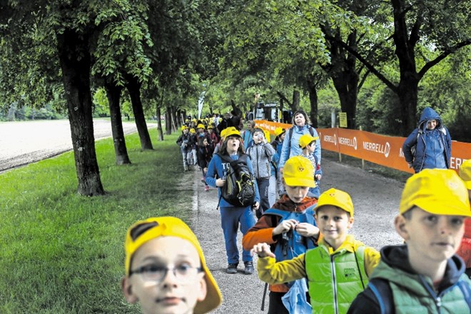 Drugi dan pohoda se je na poti sprehajalo in družilo 14.439 otrok iz ljubljanskih osnovnih in srednjih šol.