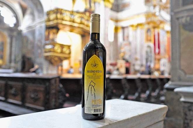 Največji dobavitelj mašnega vina pri nas je kartuzija Pleterje, vino pa je na voljo tudi   v prosti prodaji.