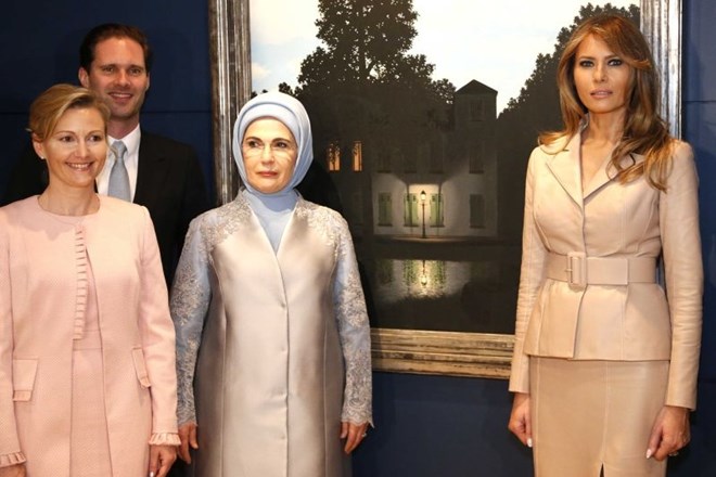 Partnerka slovenskega premierja, turška prva dama Emine Gulbaran Erdogan, prvi mož Luksemburga Gauthier Destenay in ameriška...