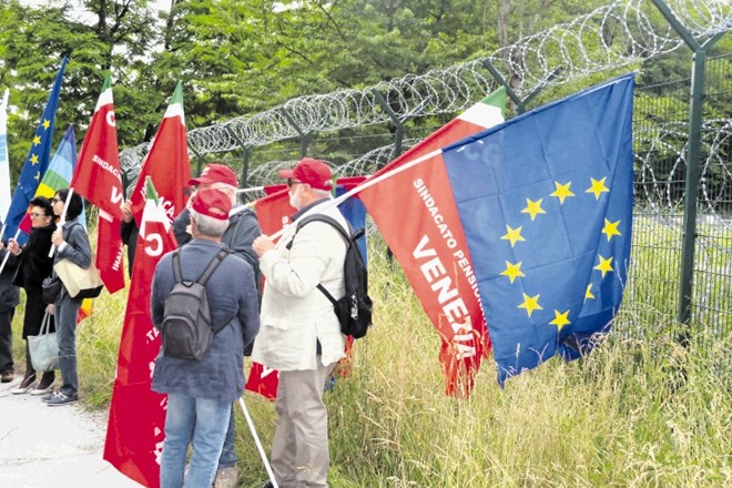 “Lahko nas je sram, da se v Sloveniji ščitimo z žico”