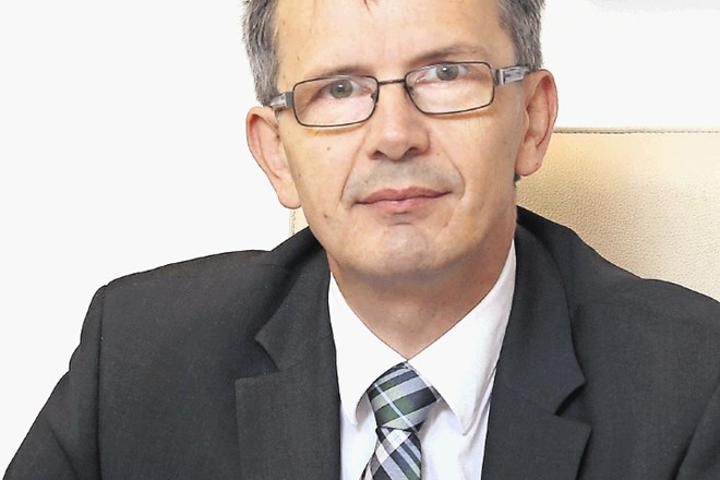 Jože Drenovec, direktor Šolskega centra Kranj, ki bo letos kot prvi gostil regijski izbor gazele.