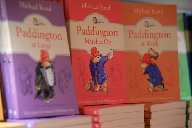 Umrl je avtor številnih zgodbic o simpatičnem medvedku Paddingtonu