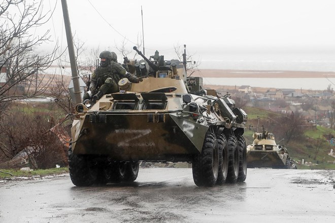 V Ukrajini nadaljevanje spopadov, Rusija Ukrajino obtožuje obstreljevanja ruskih naselij blizu meje