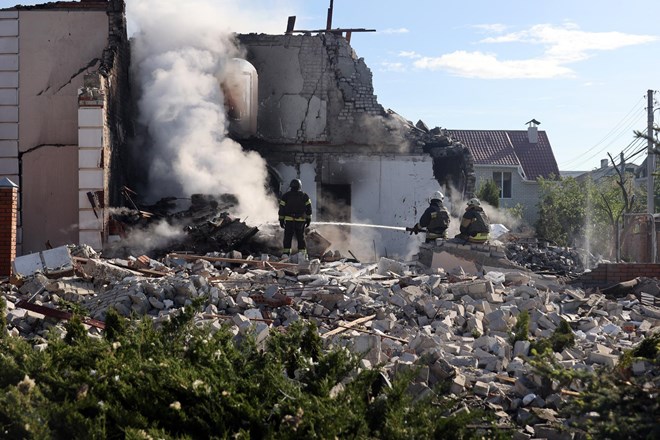 #video Invazija na Ukrajino: močni napadi na Harkov - »Sovražnik napada z vsem, kar ima«