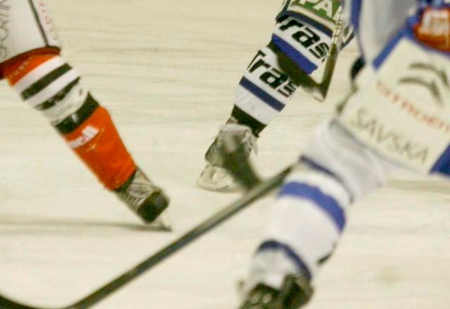 Hokejisti Tilie Olimpije so v tekmi 22. kroga lige Ebel izgubili z zagrebškim Medveščakom z 1:2