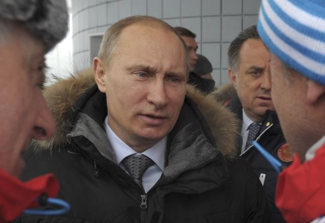 Putinu znanstveniki podarili vodo, ki se je v ledeniku skrivala še iz časa dinozavrov