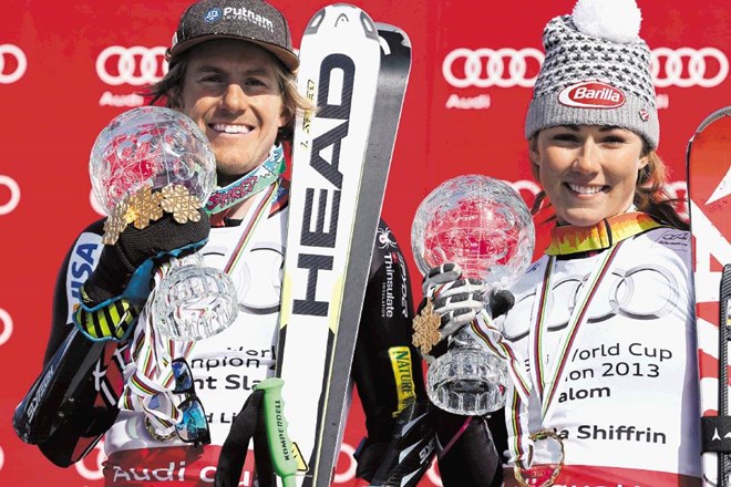 Slalomska kraljica sezone Mikaela Shiffrin je na finalu svetovnega pokala v Lenzerheideju pozirala z rojakom Tedom Ligetyjem,...