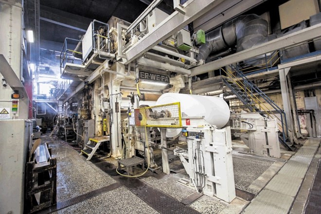 Proizvodnja v Palomi je tehnološko zastarela,  stroji za proizvodnjo papirja  so stari več kot štiri desetletja.