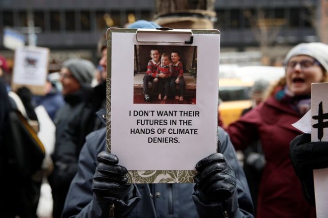 »Nočem, da je njihova prihodnost v rokah tistih, ki zanikajo podnebne spremembe.« (Foto: Reuters)