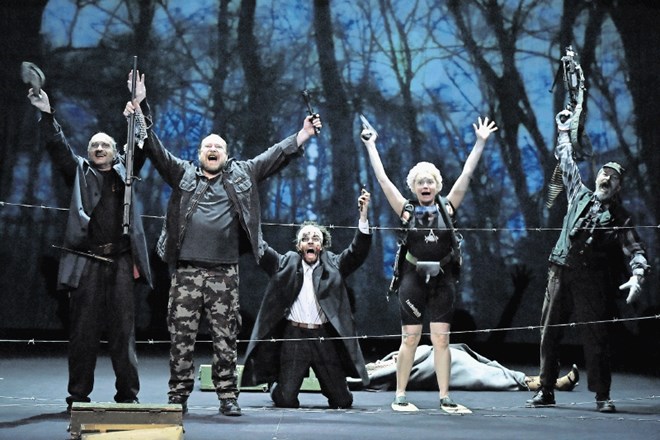 Med osmimi predstavami, ki se bodo zvrstile v tekmovalnem programu letošnjega Tedna slovenske drame, je tudi Butnskala Emila...