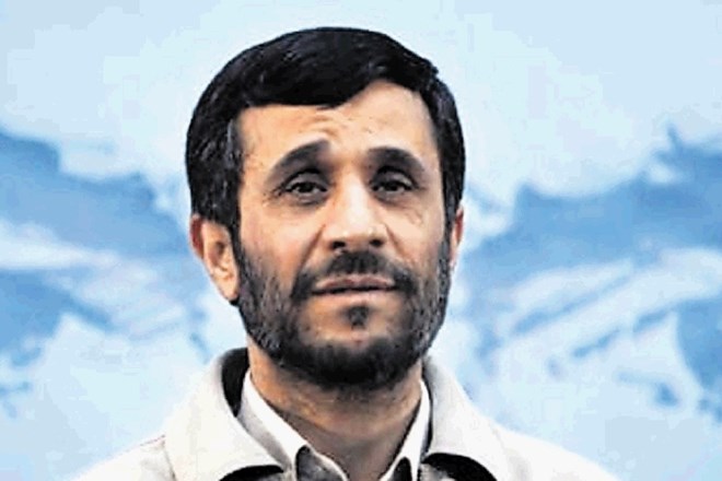 Mahmud Ahmadinedžad je izkoristil svoj položaj v državi za privilegij.
