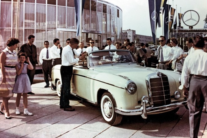 Tako so Mercedesove modele občudovali v 60. letih prejšnjega stoletja. Kako jih oblikuje Slovenec Robert Lešnik, pa bomo...