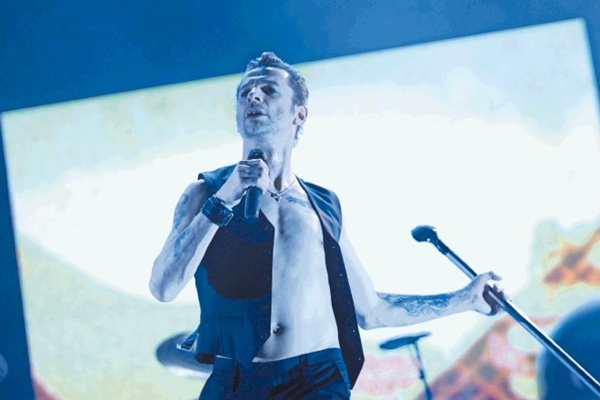Novi album skupina Depeche Mode vedno pospremi s koncertno turnejo, na kateri igra svoj železni repertoar.