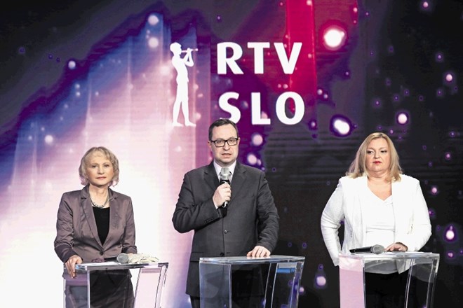 Direktorica TV Slovenija Ljerka Bizilj, generalni direktor Marko Filli, ki že nekaj let krmari med strujami, in odgovorna...