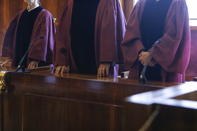 Ustavni sodniki (Foto: Luka Cjuha)