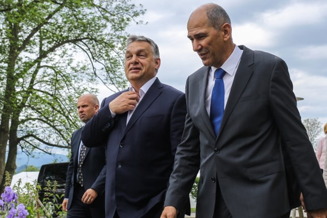 Madžarski premier Viktor Orban in prvak SDS Janez Janša.