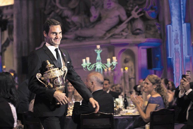 Roger Federer po lestvici magazina Sports Illustrated spada med 50 najbolje oblečenih športnikov in športnic na svetu.