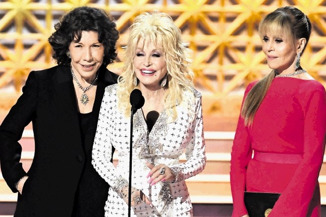 Jane Fonda, Lily Tomlin in Dolly Parton na lanski podelitvi  emmyjev