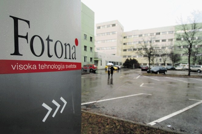 V letu 2013, ko je bila še v državni lasti, je Fotona ustvarila 23,3 milijona evrov prihodkov od prodaje, lani pa približno...