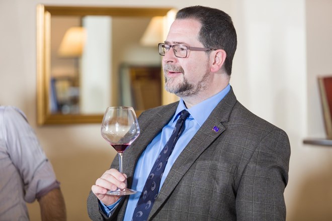 Quentin Sadler, vinski poznavalec: Na Švedskem imajo zdaj odlična peneča vina