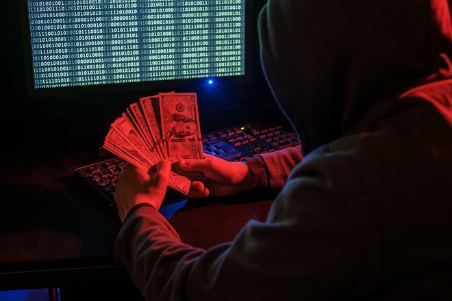Kibernetska varnost: Goljufi skušali ukrasti tri milijone evrov