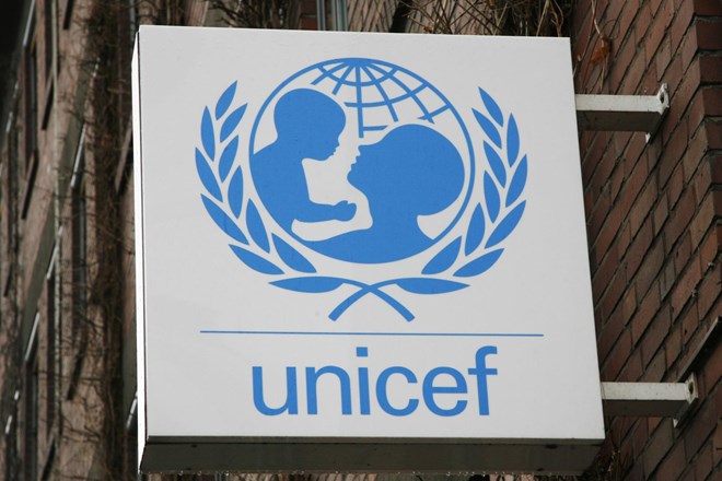 Unicef: Več kot 230 milijonov žensk žrtev prakse pohabljanja spolovil