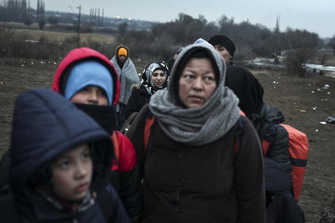 “Pakt o migracijah in azilu škoduje, ne pa rešuje”
