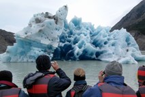 V Čilu so aretirali moškega, ki je z ogroženega ledenika ukradel 5 ton ledu