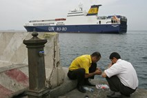 Je padec cen ladijskih prevozov znanilec novih težav svetovnega gospodarstva?