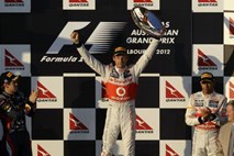 Na uvodu največ pokazal McLaren: VN Avstralije dobil Button pred Vettlom in Hamiltonom