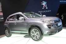 PSA Peugeot Citroen v polletju prodal občutno manj avtomobilov