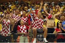 Hrvaški navijači zaradi neprimernega obnašanja na SP pod drobnogledom Fife