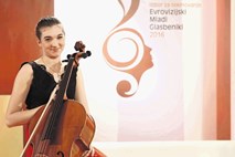 Violončelistka Zala Vidic, zmagovalka slovenskega finala za tekmovanje Evropski mladi glasbenik