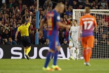 Fantastični Messi s hat-trickom pokopal razglašeni City