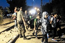 Priporočilo Bruslja: Grčija naj sprejema begunce tudi s severa, ne le z juga