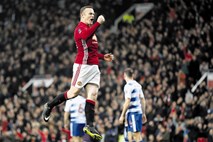 Wayne Rooney ujel legendarnega Bobbyja Charltona