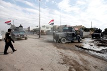 Iraške sile v boju proti IS pri Mosulu dosegle Tigris