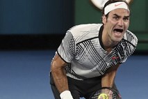 Sanjski finale v Melbournu dobil Roger Federer in osvojil 18. grand slam