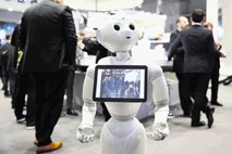 Bo robot v prihodnosti moral pred sodišče?