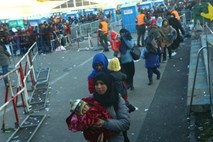 Sodišče EU: Članice unije beguncem niso dolžne izdati humanitarnega vizuma